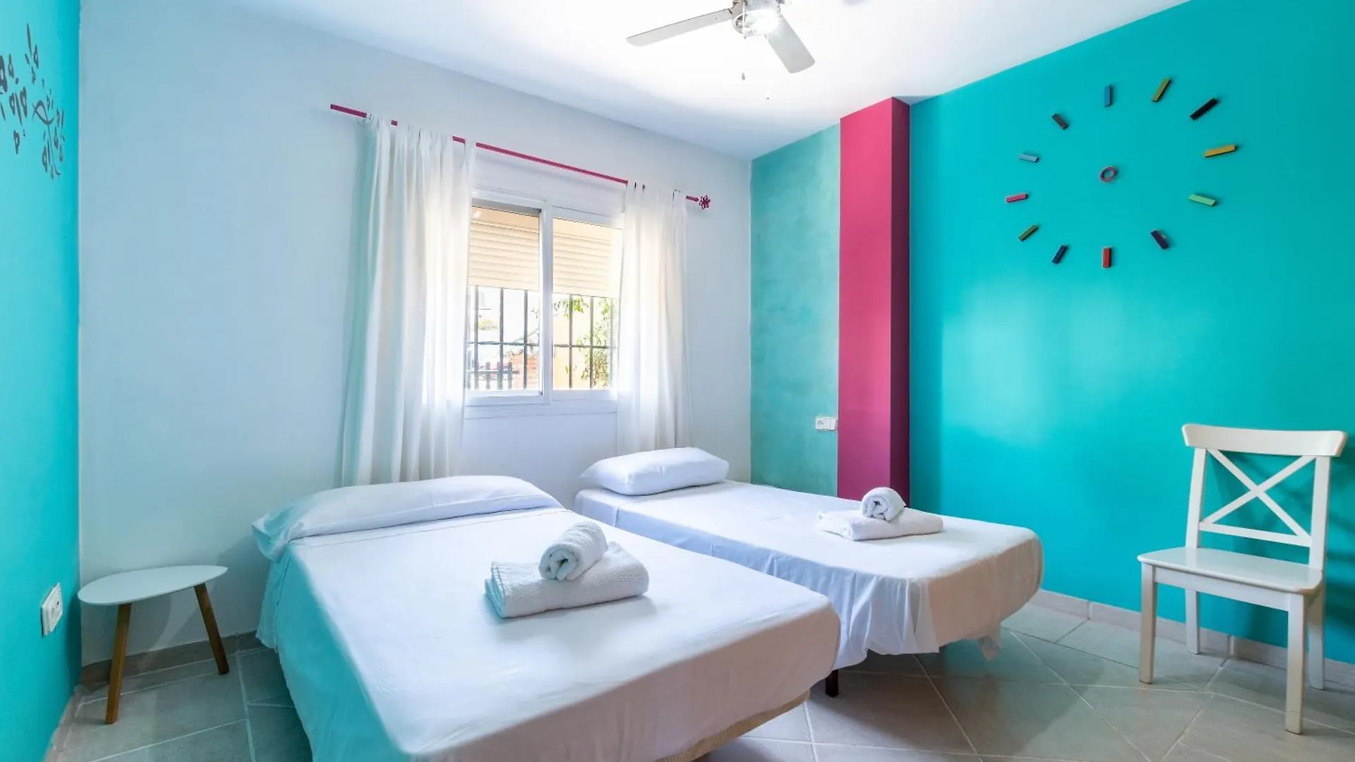 Dom wakacyjny Villa Aurora Santa Fe de los Boliches